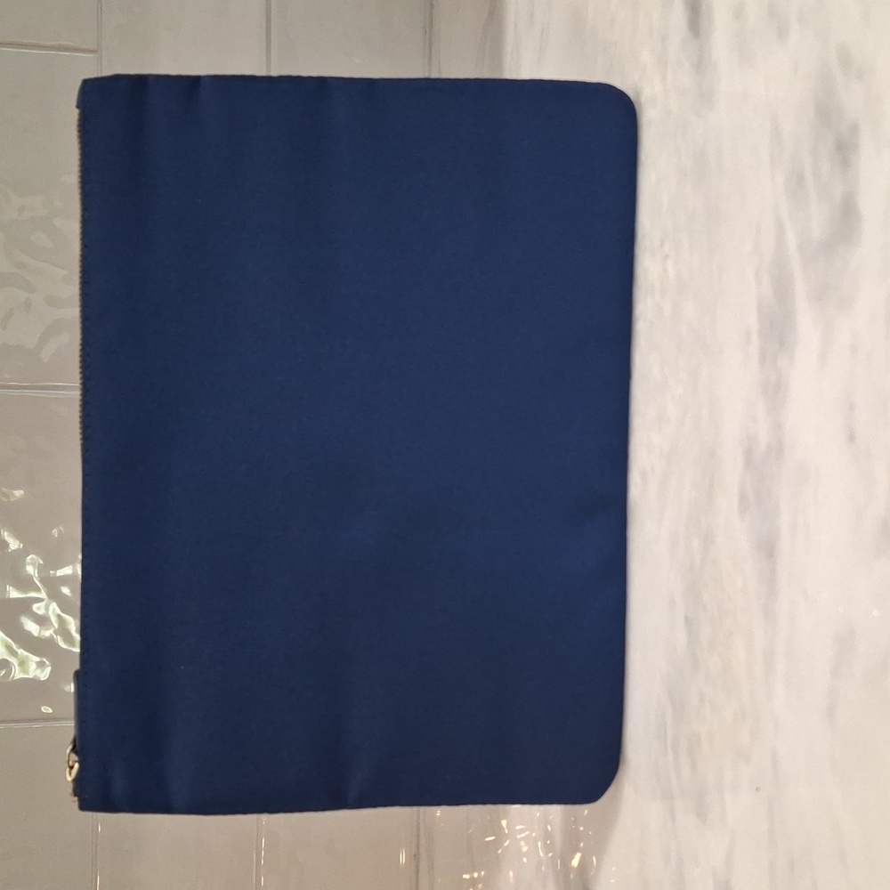 Office Pouch - Picture 2 of 6